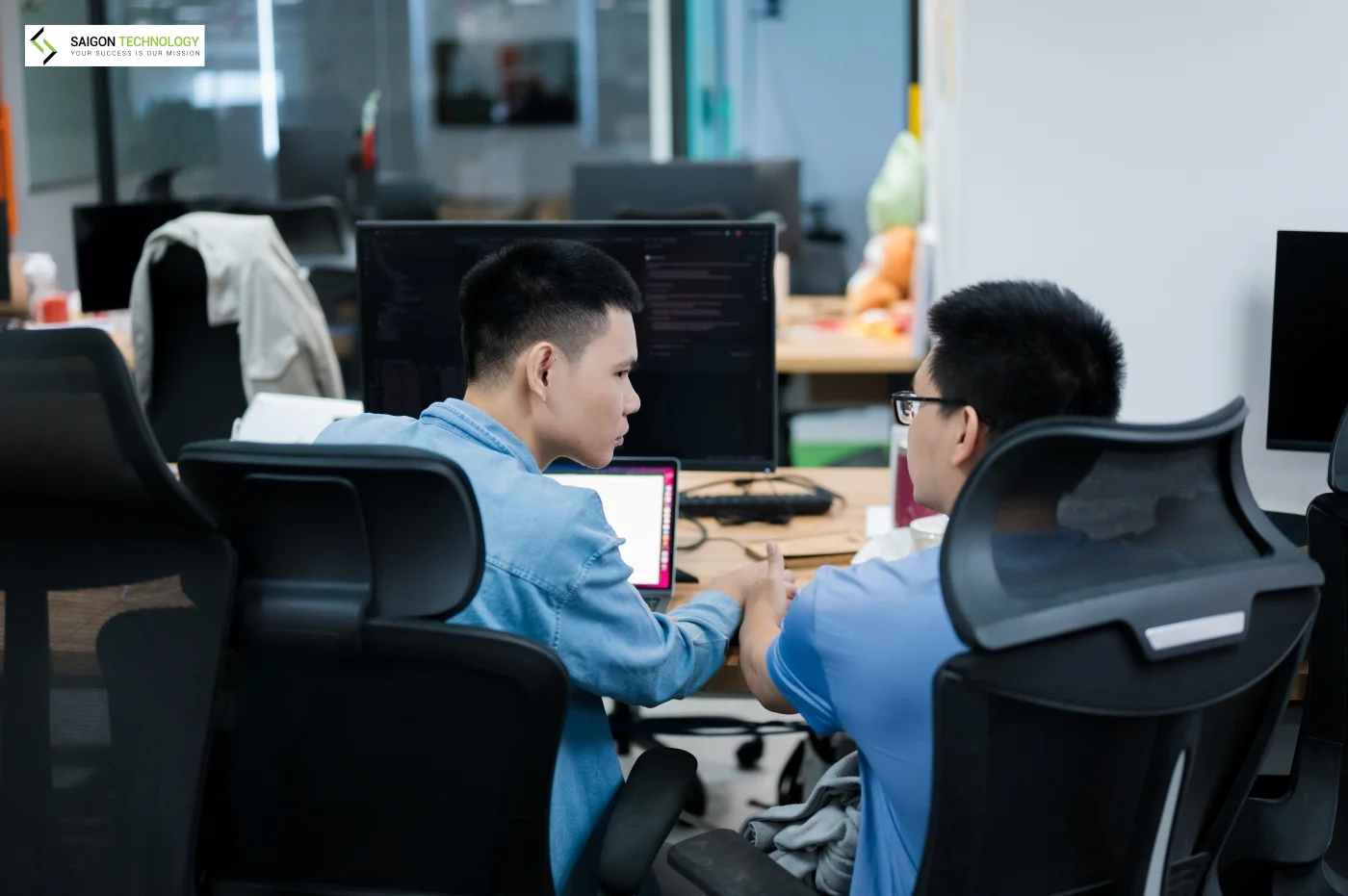 Frontend Developer ngày nay không chỉ làm giao diện